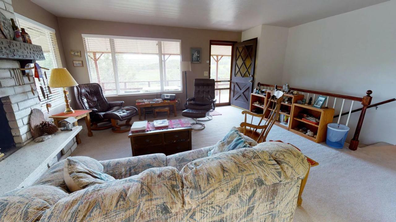 Hideout Ft Abajo 2 Bedroom Cabin, Stunning Views, Secluded! Monticello