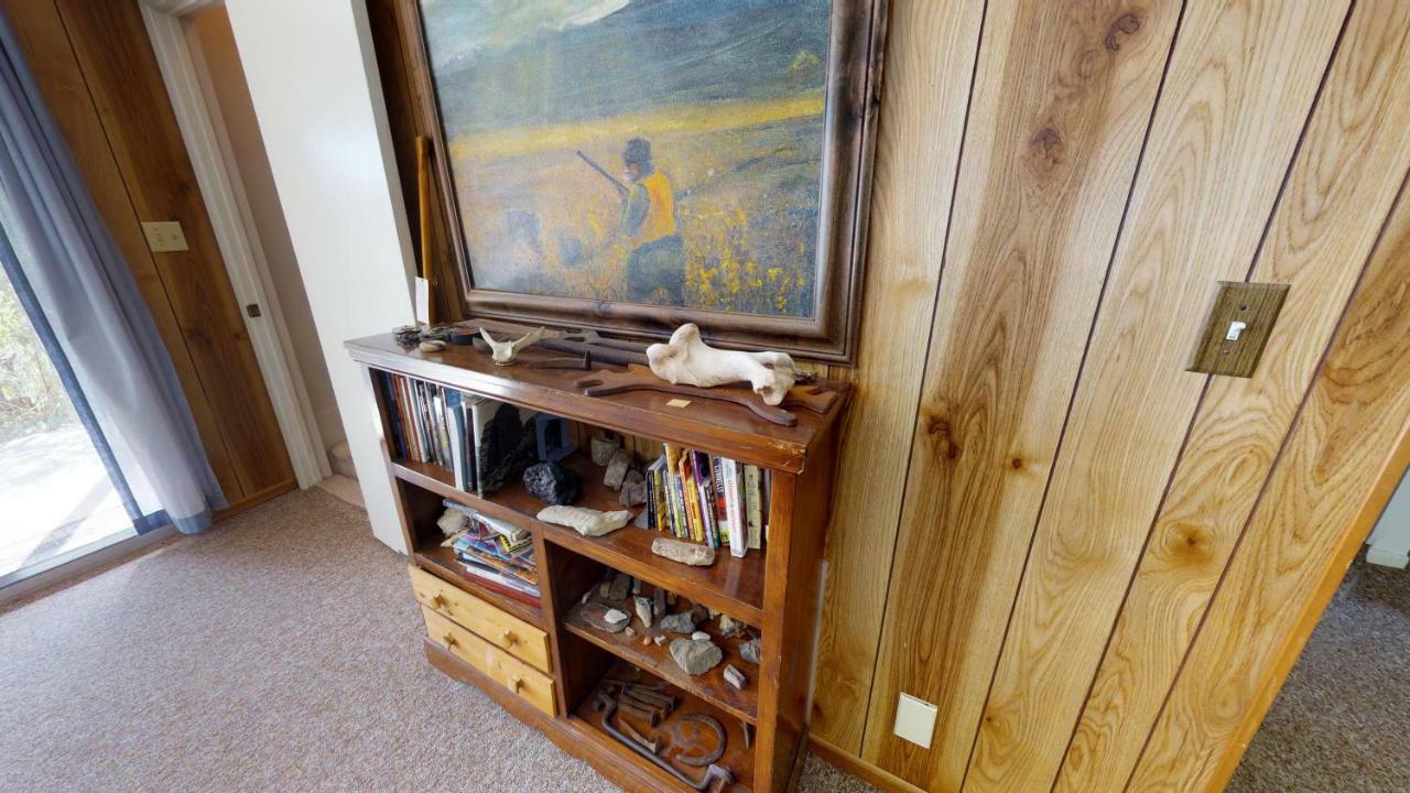 Homestay Hideout Ft Abajo 2 Bedroom Cabin, Stunning Views, Secluded! Monticello